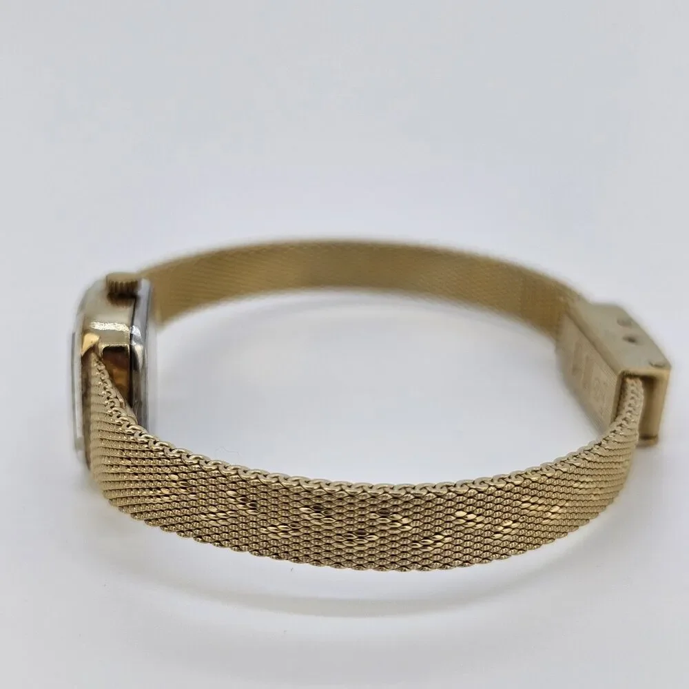 VTG Helbros Women's‎ Watch 15MM Gold Dial Gold Milanese Band 5.5
